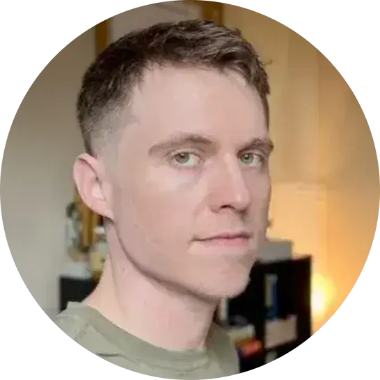 profile image of a man with short hair 